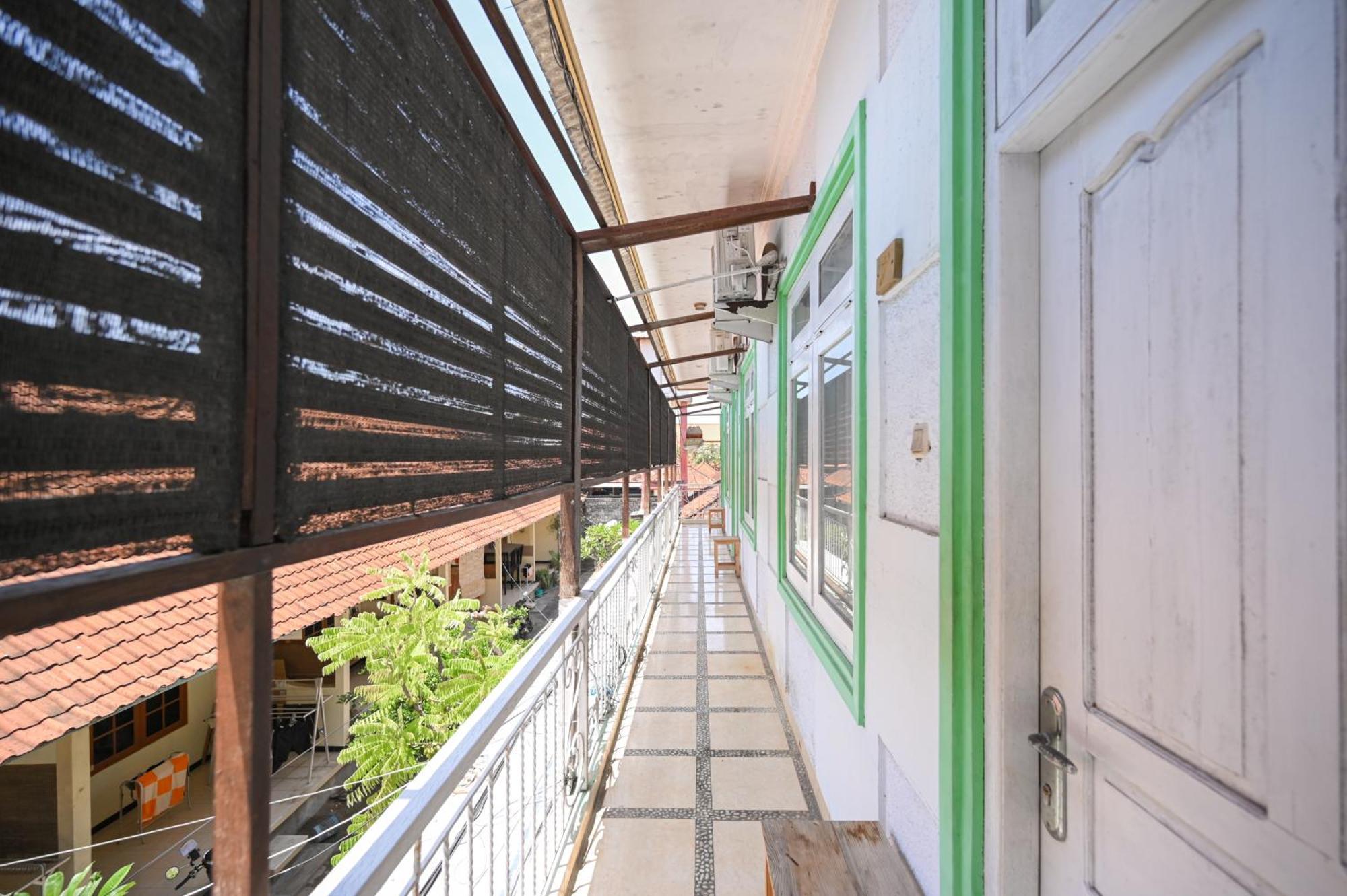 Reddoorz At De'Balcon Accomodation Kuta Lombok Εξωτερικό φωτογραφία